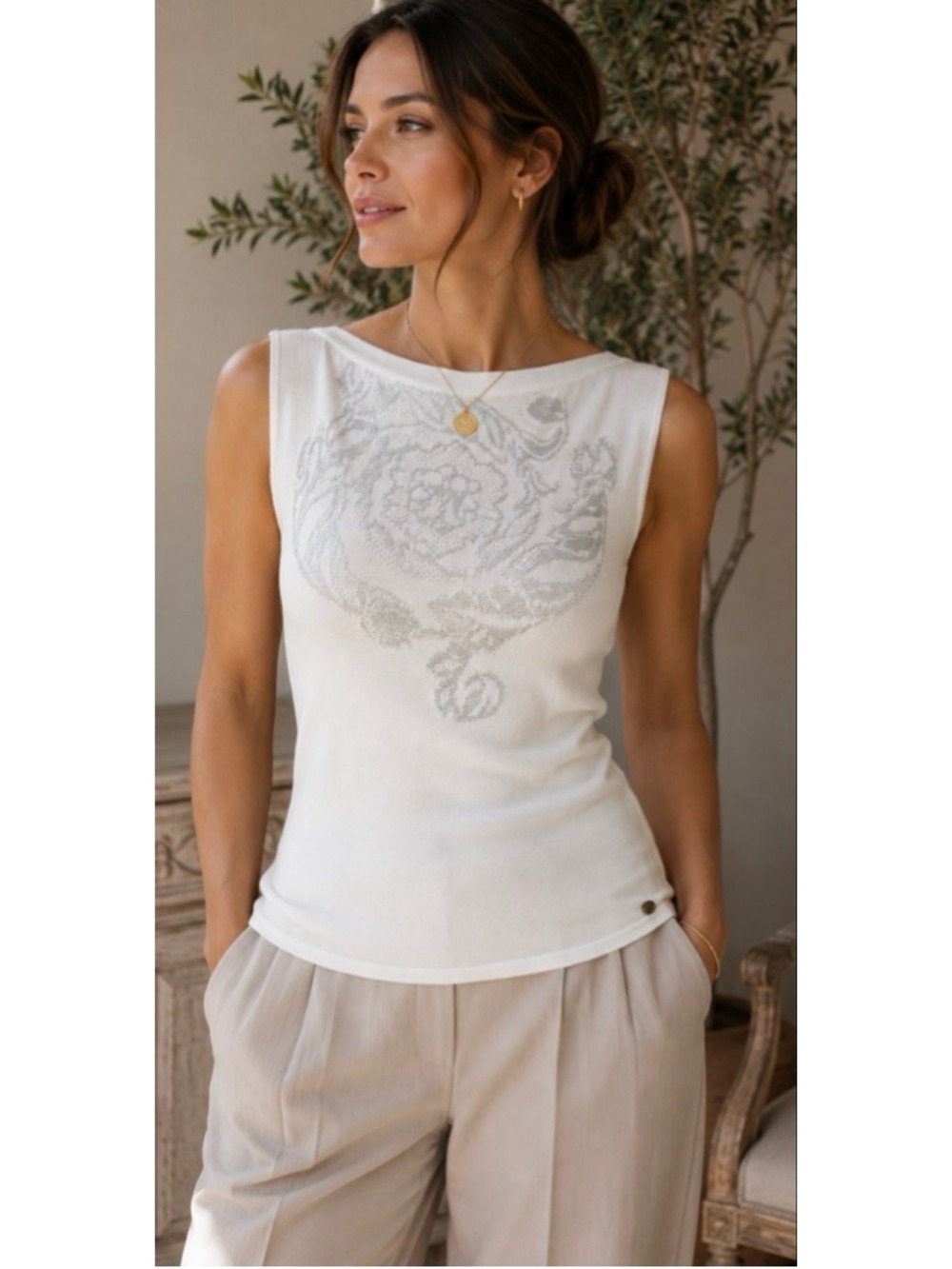 Versace Collection White & Silver Floral Sleeveless Knit Tank Top Size 8 New